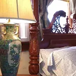 Moonshadow Inn